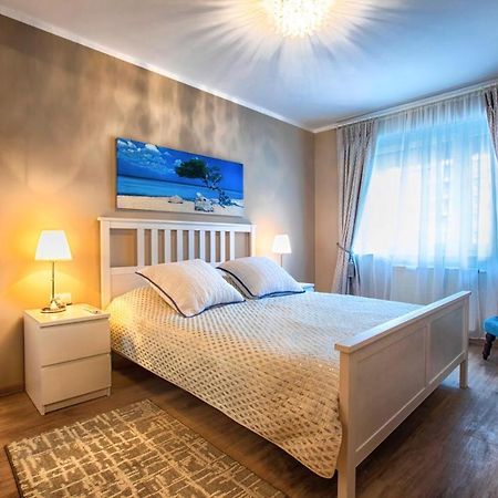 Appartement Apartament Heavenly Heaven Braşov Extérieur photo
